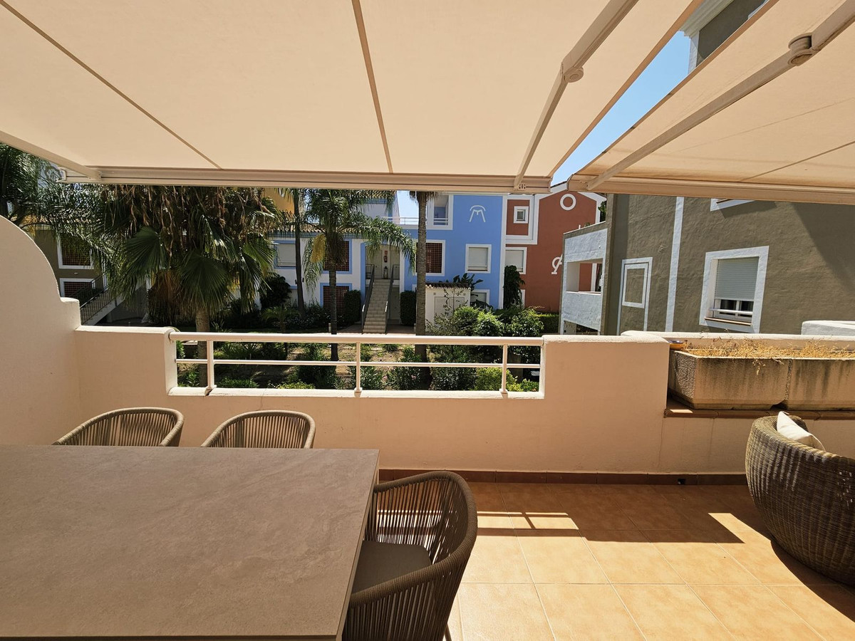 Appartement te koop in Estepona | 3 slaapkamers H5124160