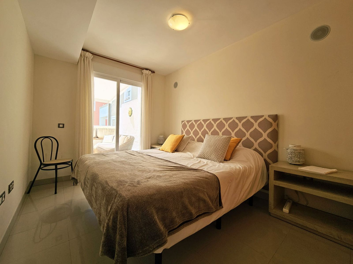 Appartement te koop in Estepona | 3 slaapkamers H5124160