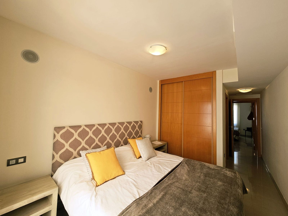 Appartement te koop in Estepona | 3 slaapkamers H5124160