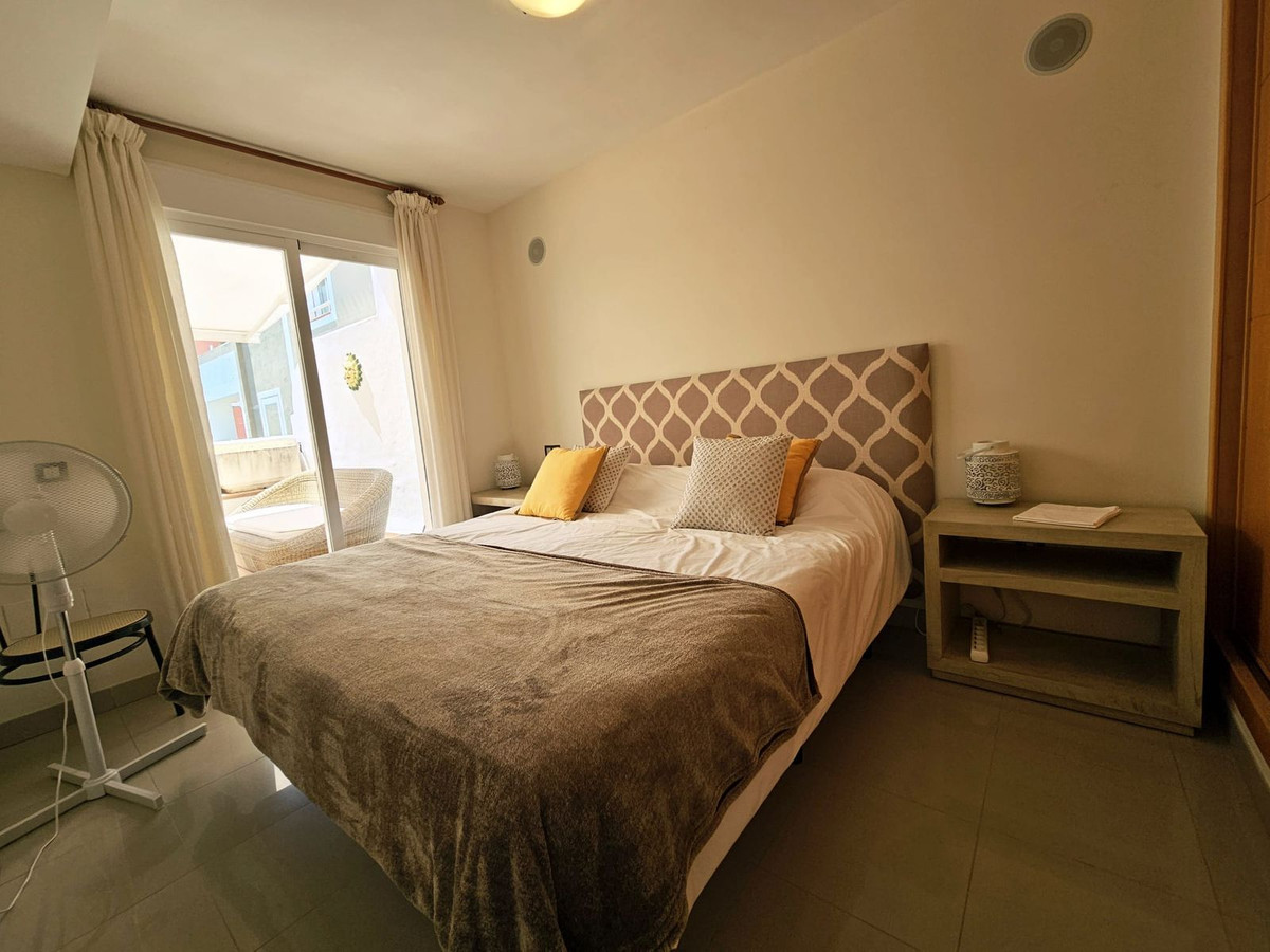 Appartement te koop in Estepona | 3 slaapkamers H5124160