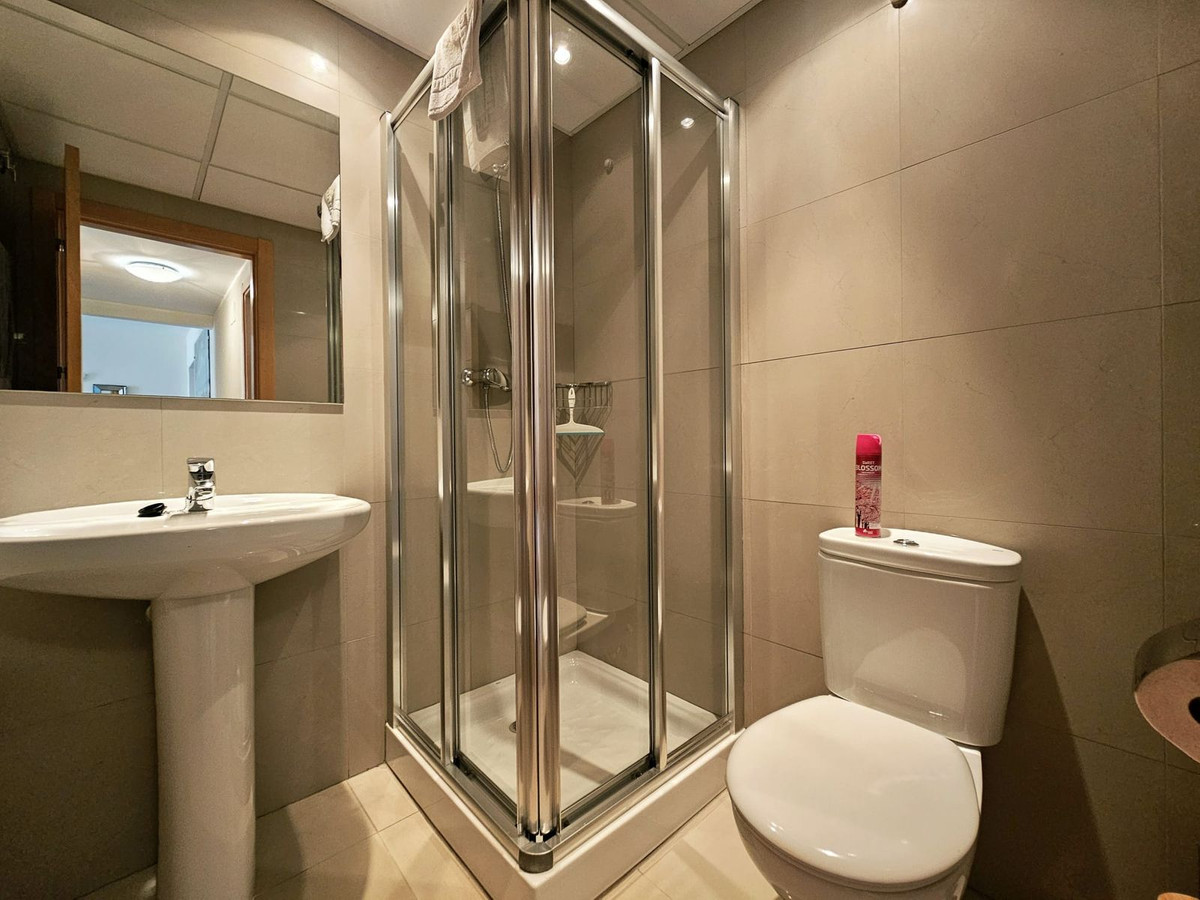 Appartement te koop in Estepona | 3 slaapkamers H5124160