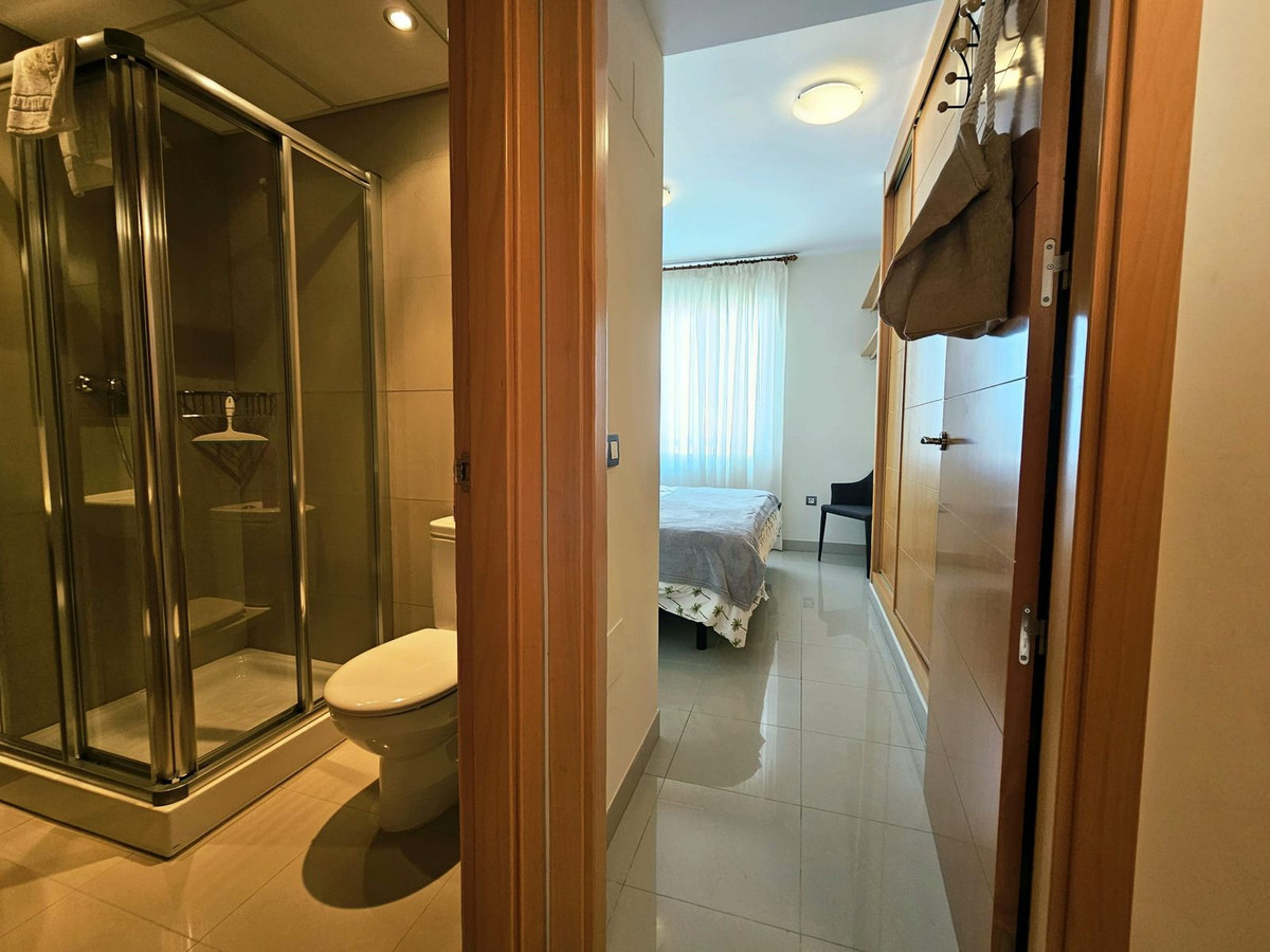 Appartement te koop in Estepona | 3 slaapkamers H5124160