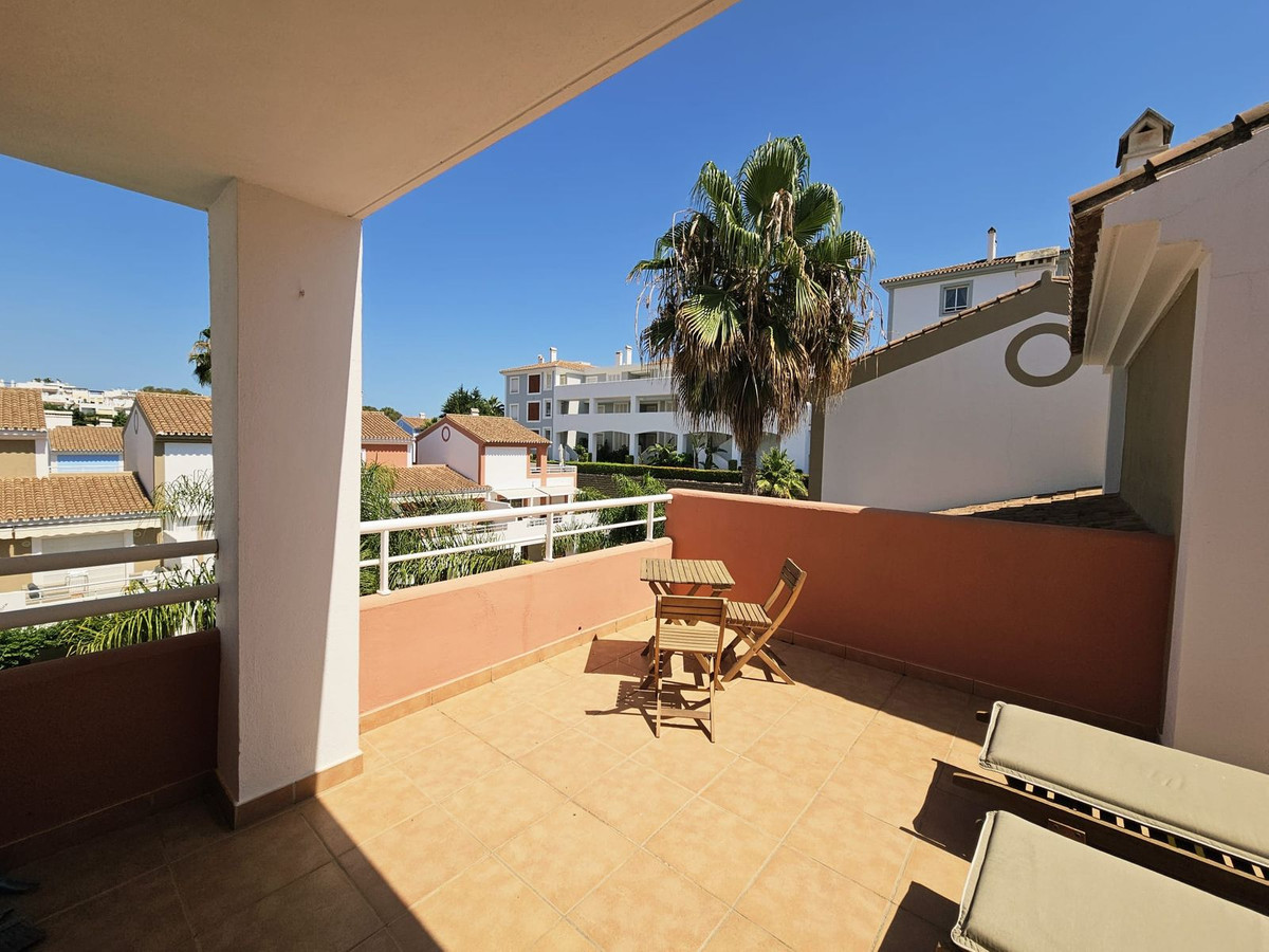 Appartement te koop in Estepona | 3 slaapkamers H5124160