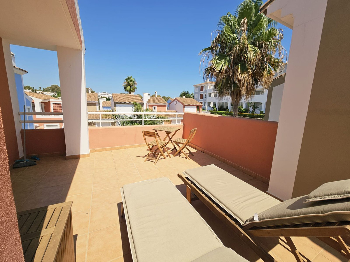 Appartement te koop in Estepona | 3 slaapkamers H5124160