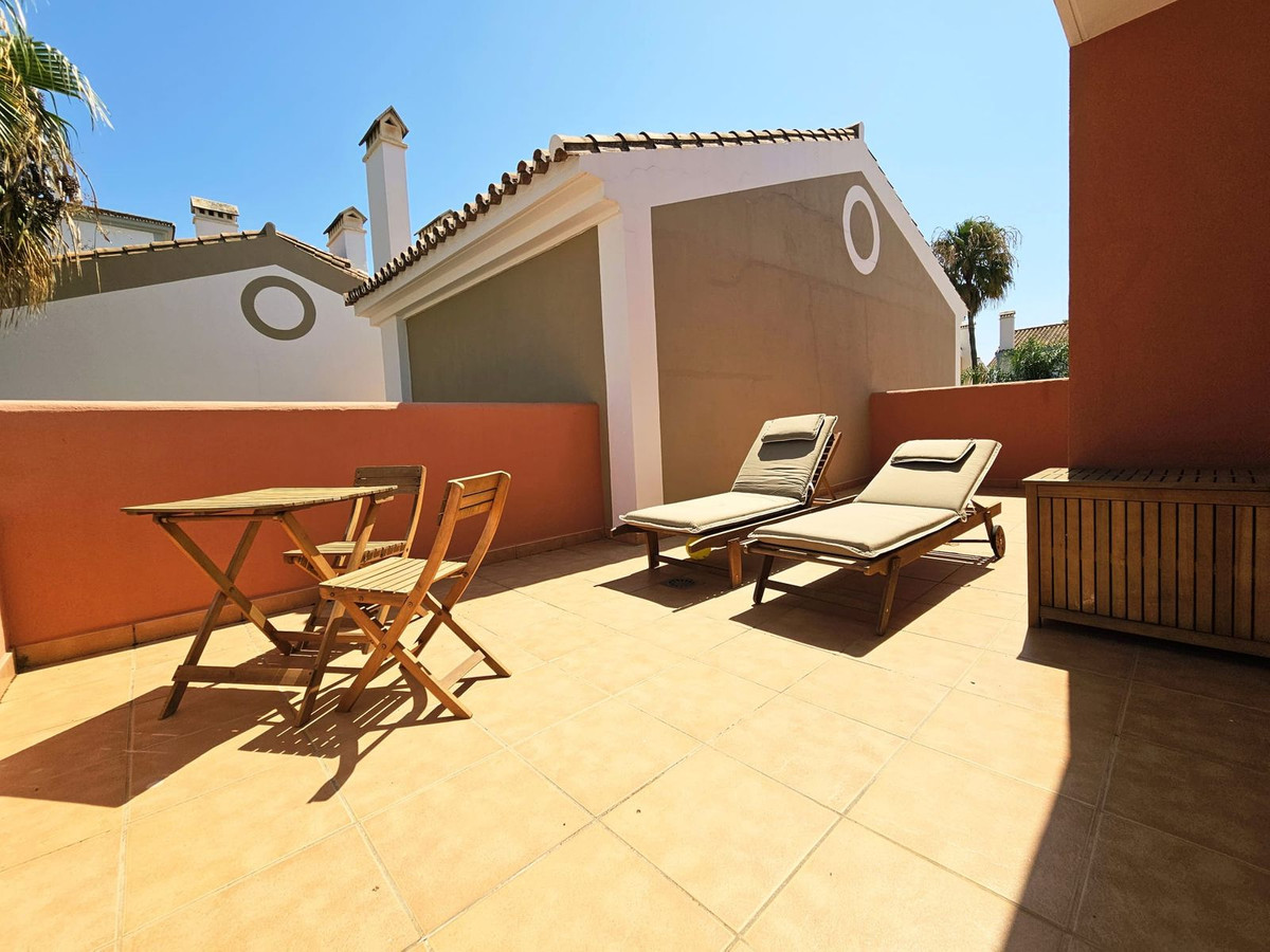 Appartement te koop in Estepona | 3 slaapkamers H5124160