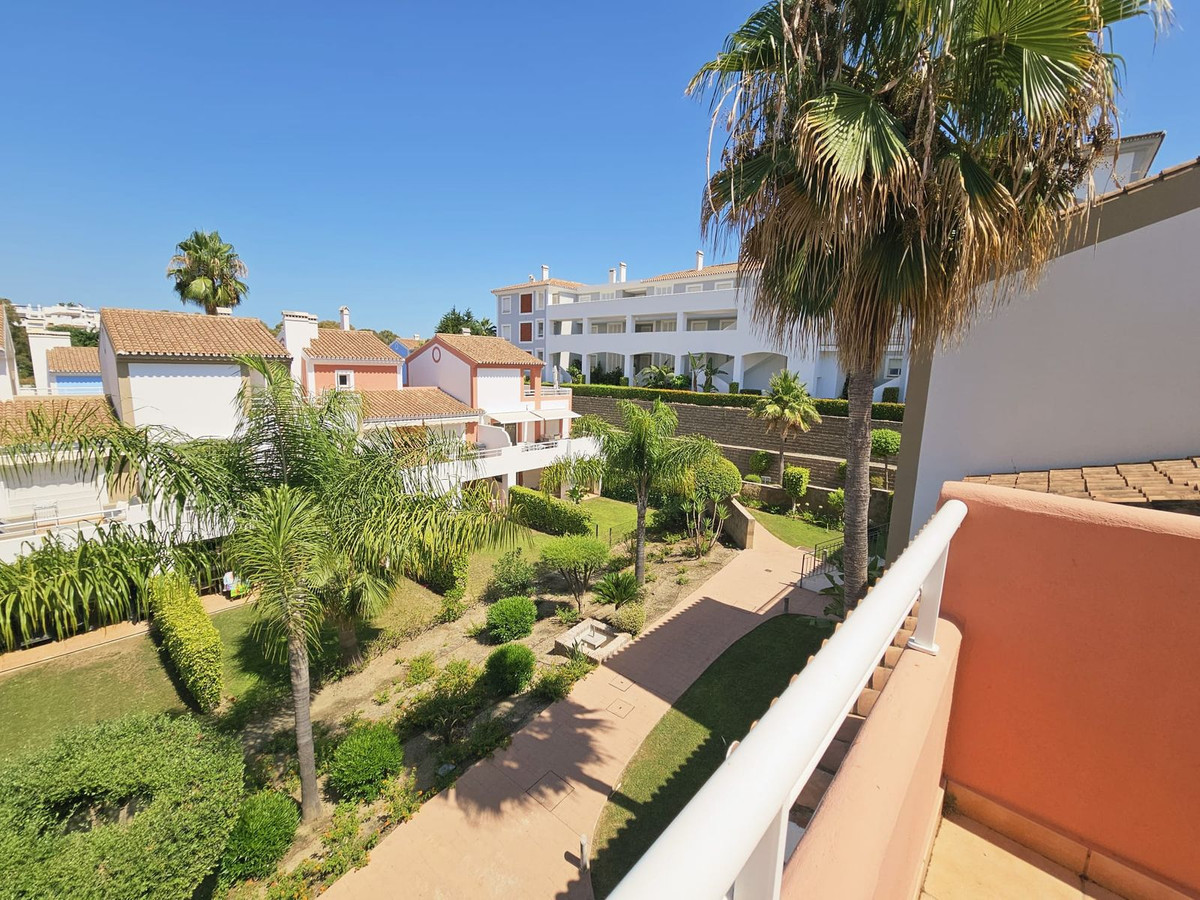 Appartement te koop in Estepona | 3 slaapkamers H5124160