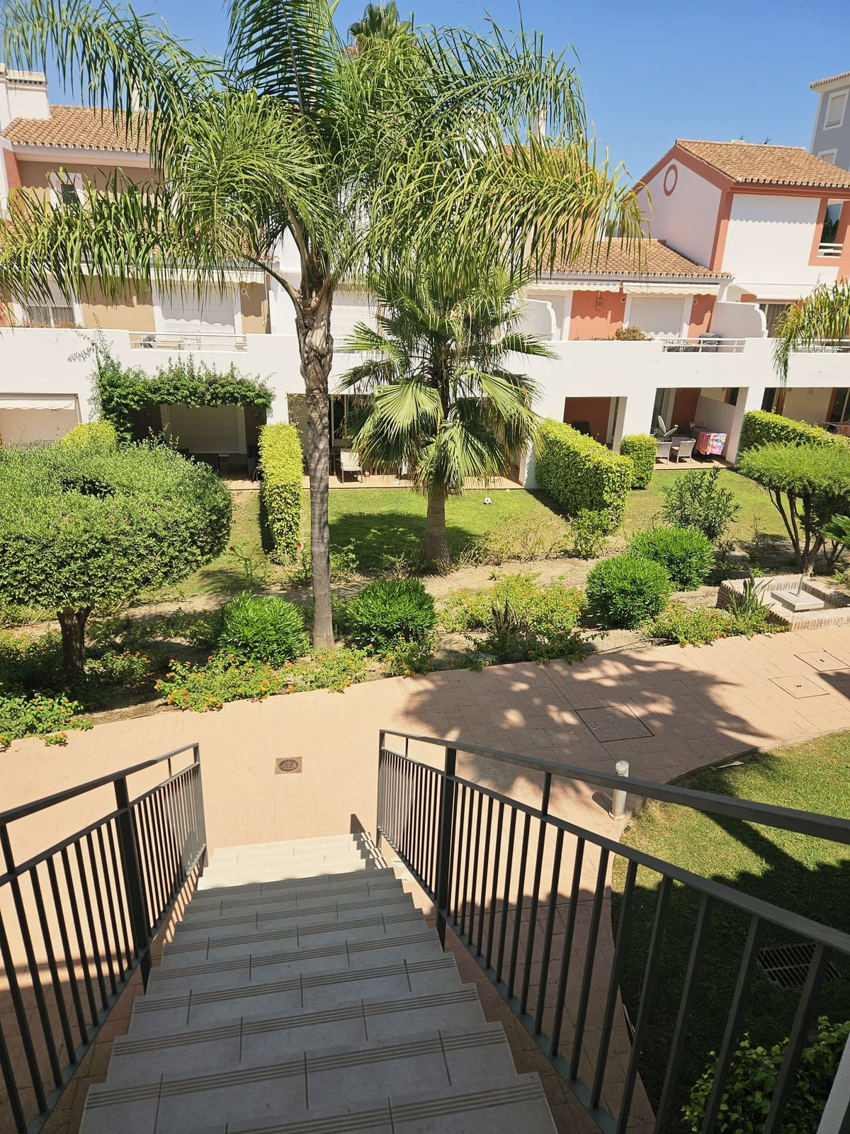 Appartement te koop in Estepona | 3 slaapkamers H5124160