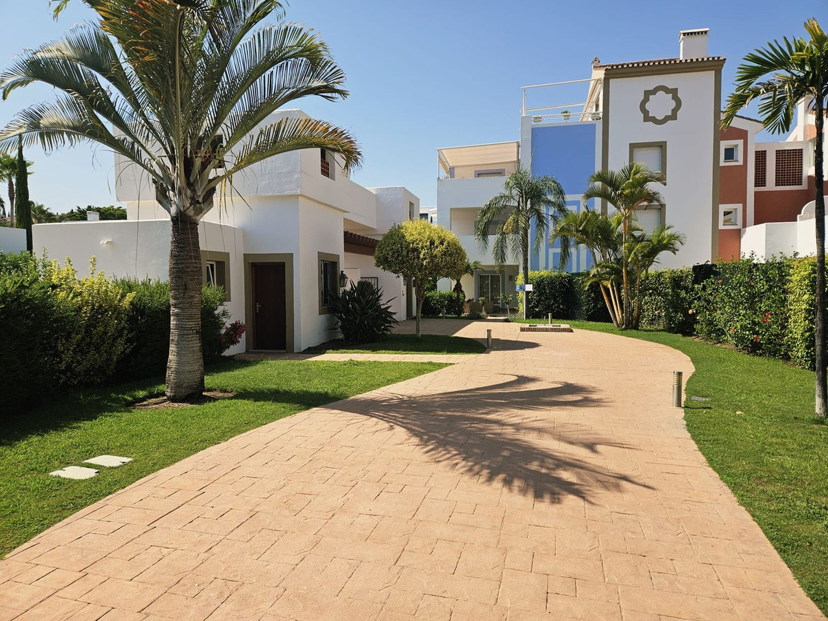 Appartement te koop in Estepona | 3 slaapkamers H5124160