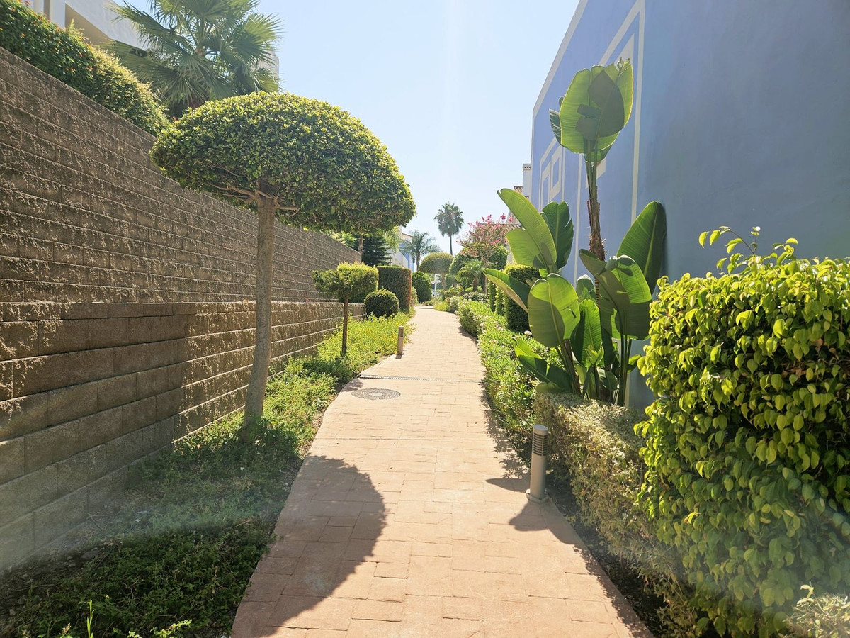 Appartement te koop in Estepona | 3 slaapkamers H5124160