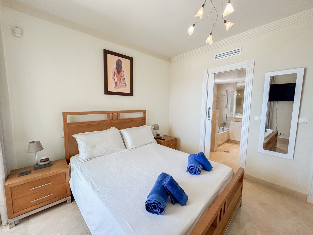 Appartement te koop in Estepona | 2 slaapkamers H5125003