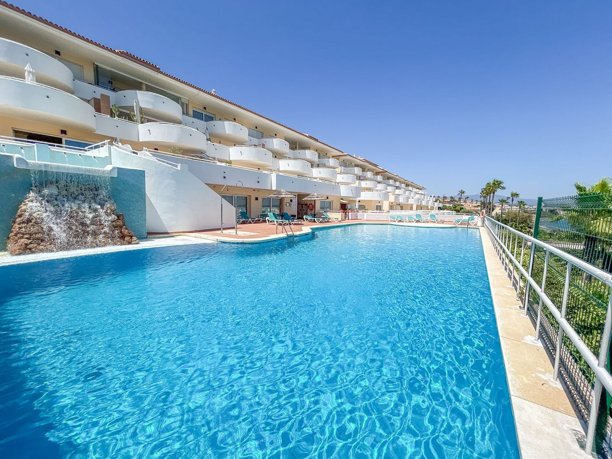 Appartement te koop in Estepona | 2 slaapkamers H5125003