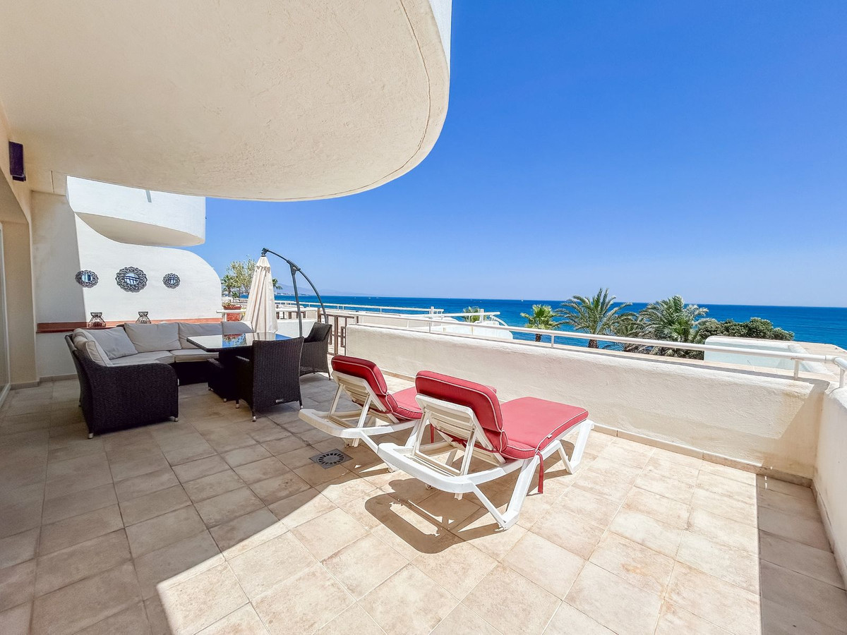 Appartement te koop in Estepona | 2 slaapkamers H5125003