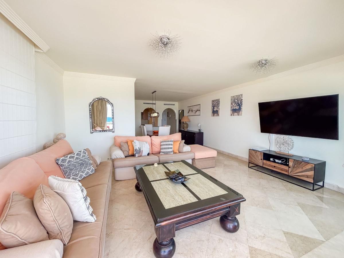 Appartement te koop in Estepona | 2 slaapkamers H5125003