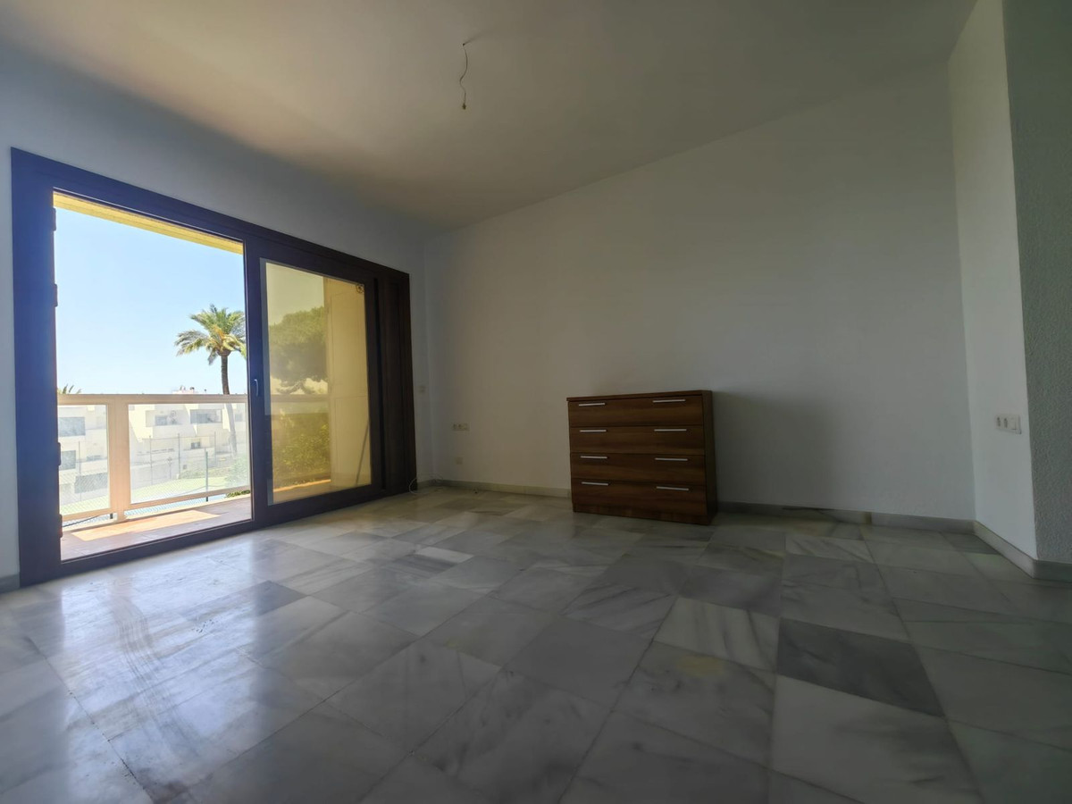 Appartement te koop in Estepona | 1 slaapkamers H5125075