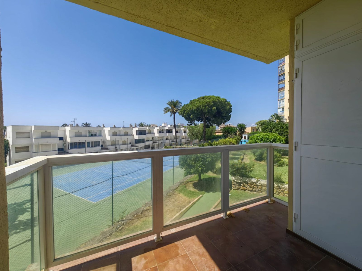 Appartement te koop in Estepona | 1 slaapkamers H5125075