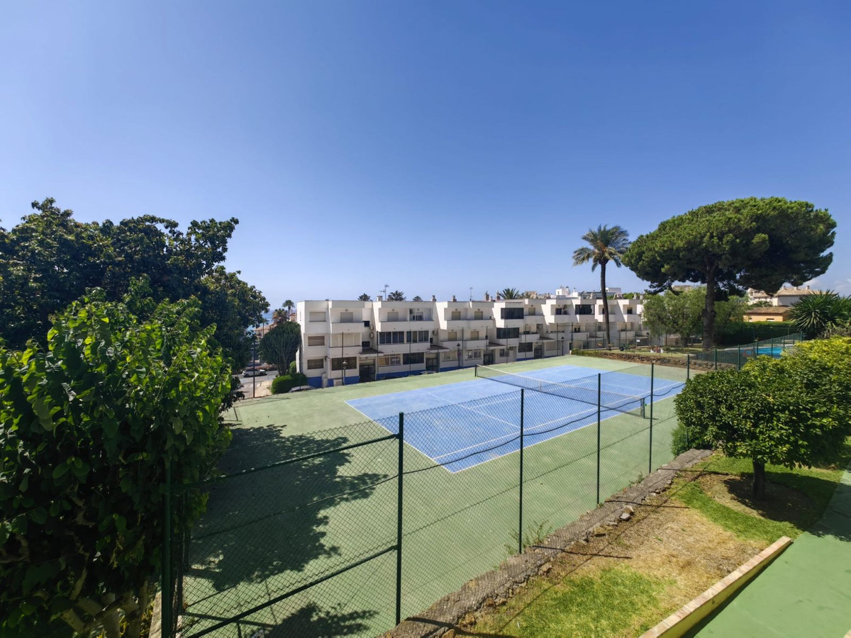 Appartement te koop in Estepona | 1 slaapkamers H5125075