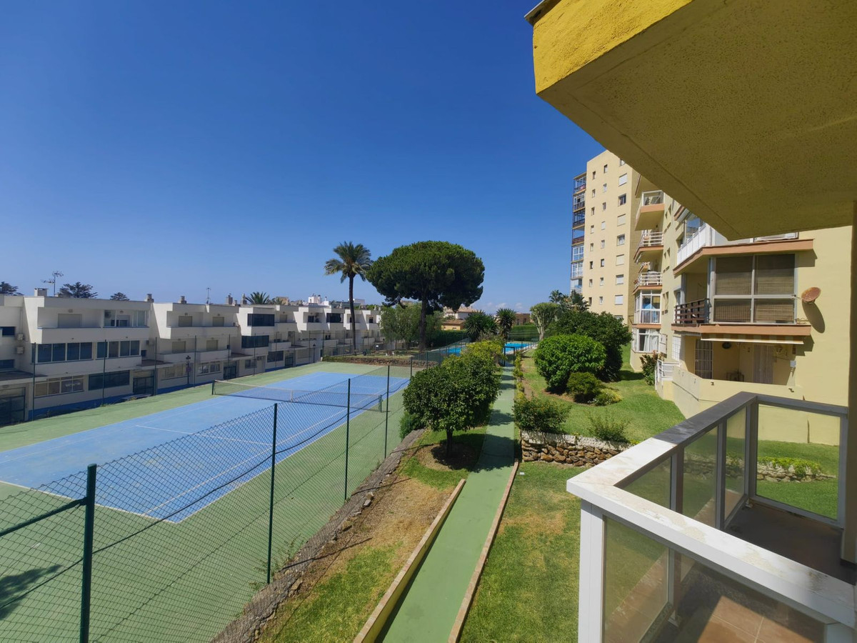 Appartement te koop in Estepona | 1 slaapkamers H5125075