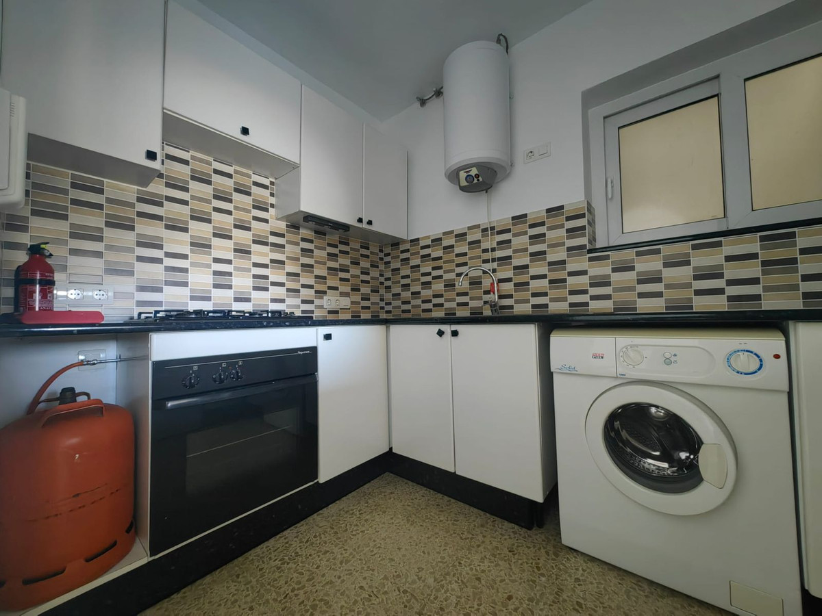 Appartement te koop in Estepona | 1 slaapkamers H5125075