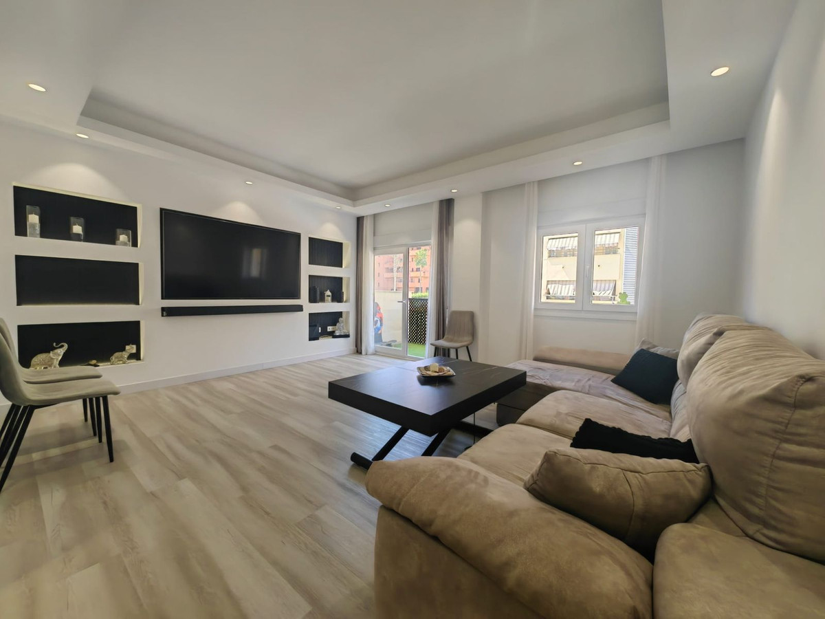 Appartement te koop in Estepona | 3 slaapkamers H5125885