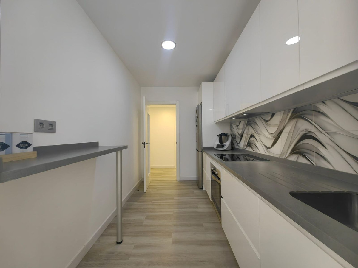 Appartement te koop in Estepona | 3 slaapkamers H5125885