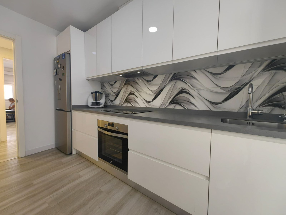 Appartement te koop in Estepona | 3 slaapkamers H5125885