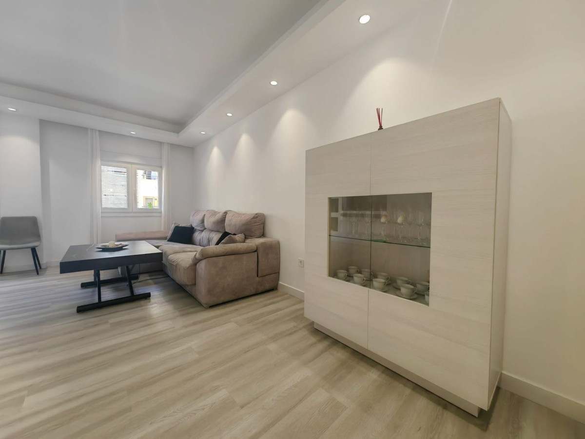 Appartement te koop in Estepona | 3 slaapkamers H5125885
