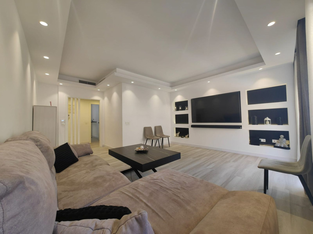 Appartement te koop in Estepona | 3 slaapkamers H5125885