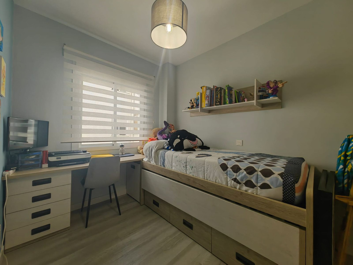 Appartement te koop in Estepona | 3 slaapkamers H5125885