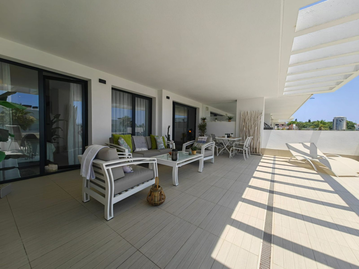 Appartement te koop in Estepona | 2 slaapkamers H5125966