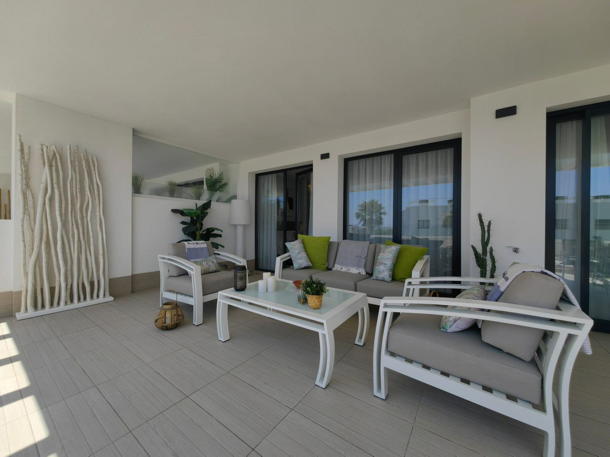 Appartement te koop in Estepona | 2 slaapkamers H5125966