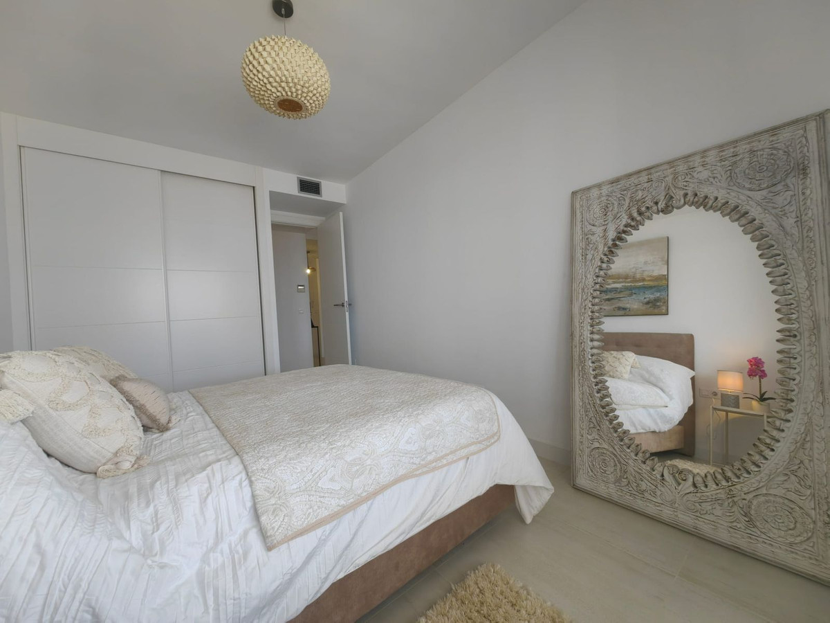 Appartement te koop in Estepona | 2 slaapkamers H5125966