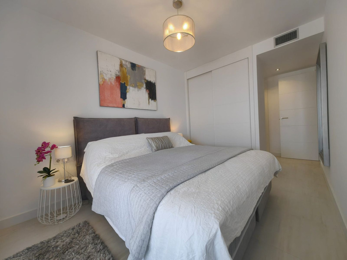 Appartement te koop in Estepona | 2 slaapkamers H5125966