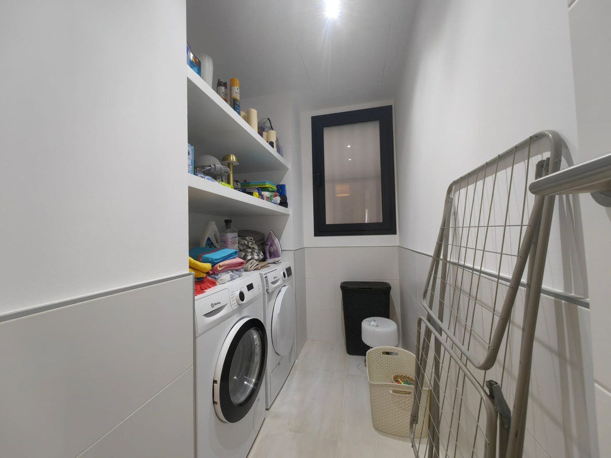 Appartement te koop in Estepona | 2 slaapkamers H5125966
