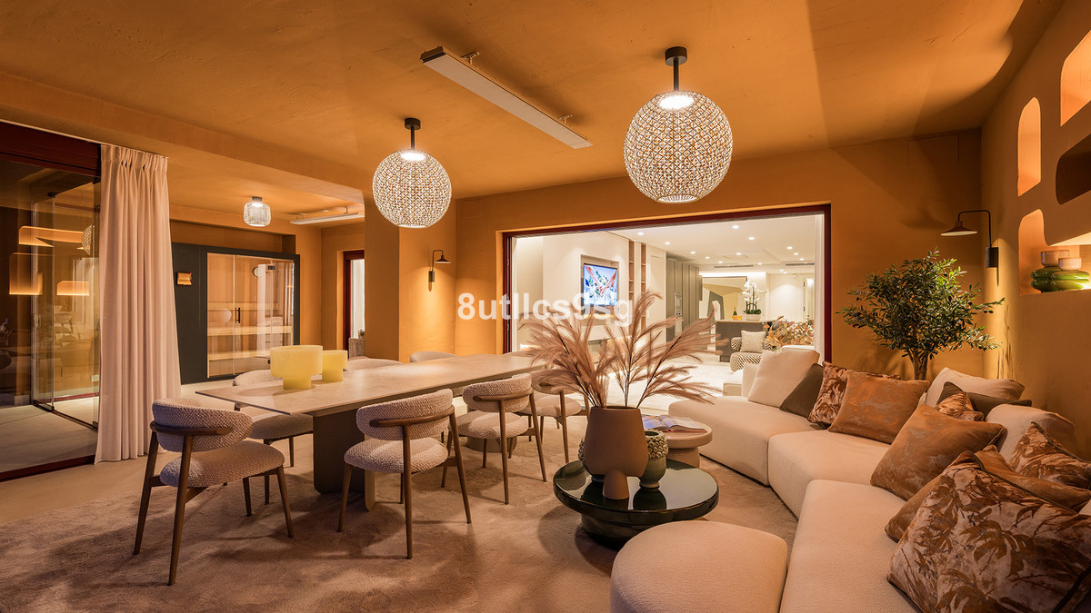 Appartement te koop in Estepona | 4 slaapkamers H5127532