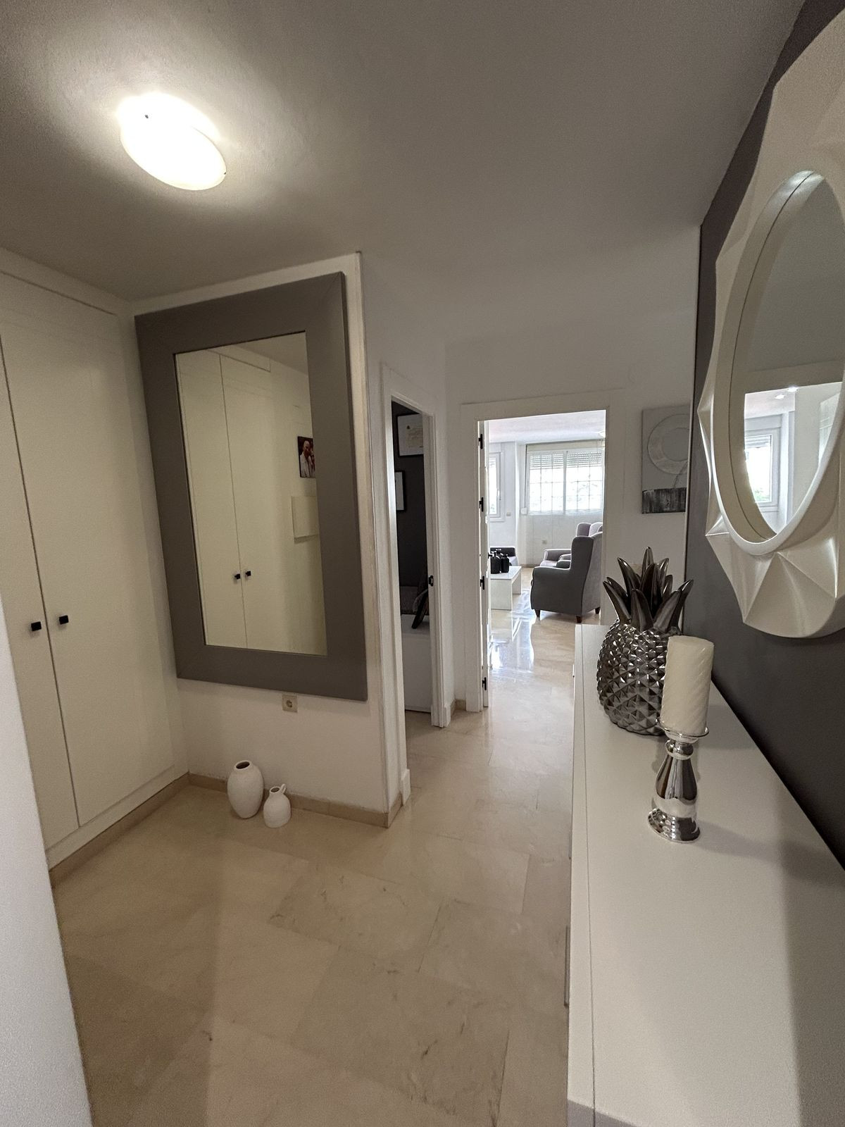 Appartement te koop in Estepona | 3 slaapkamers H5129038