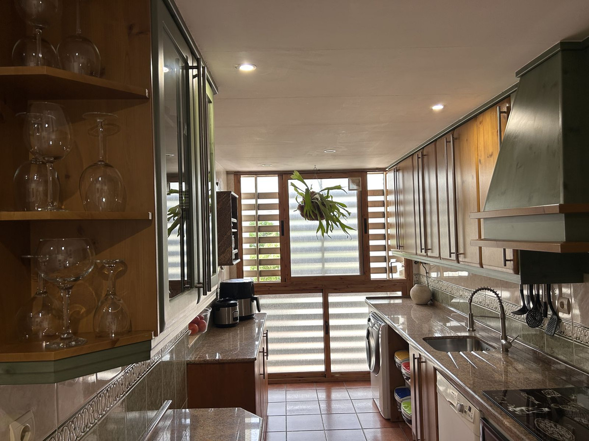 Appartement te koop in Estepona | 3 slaapkamers H5129038