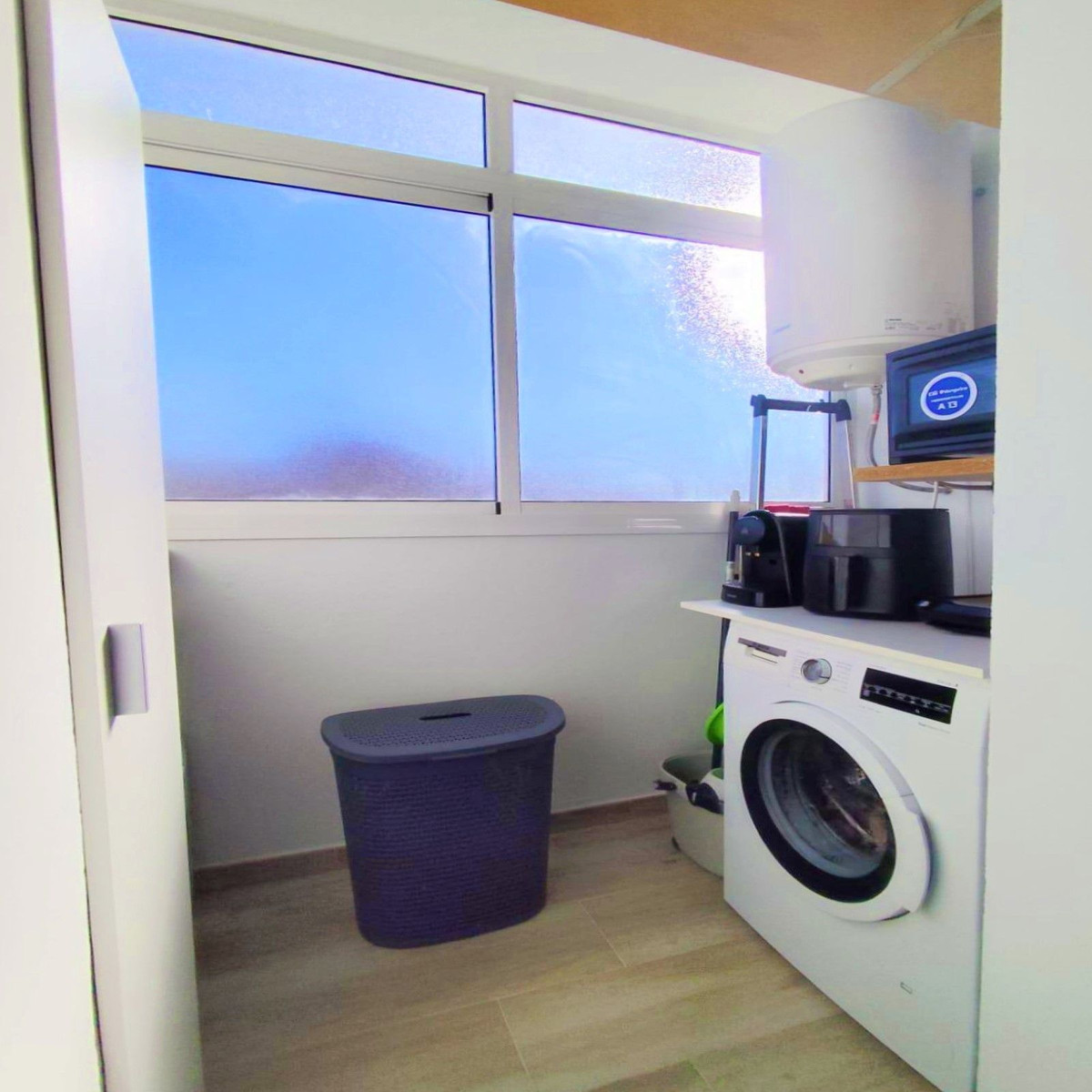 Apartment for sale in Estepona | 2 bedrooms H5129602