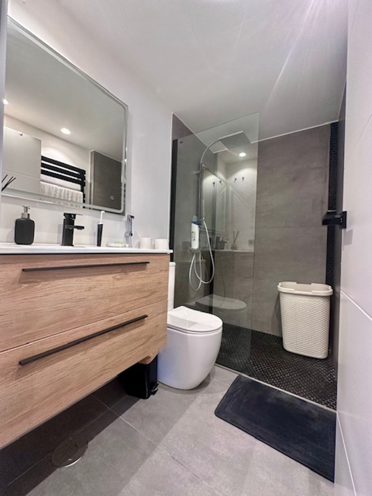 Apartment for sale in Estepona | 2 bedrooms H5130955