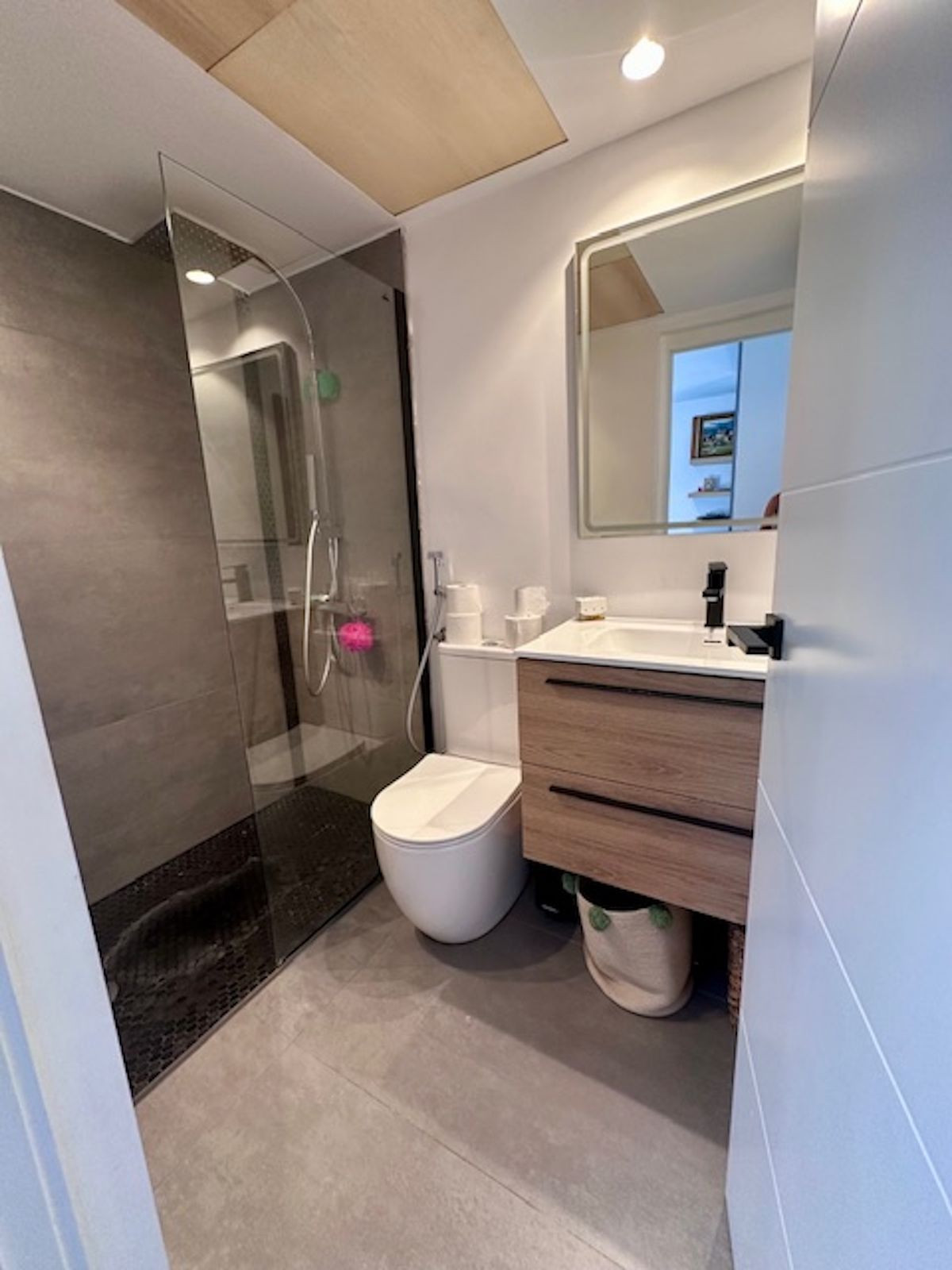 Apartment for sale in Estepona | 2 bedrooms H5130955