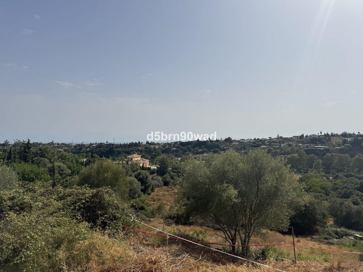 Detached Villa for sale in Estepona | 4 bedrooms H5130982