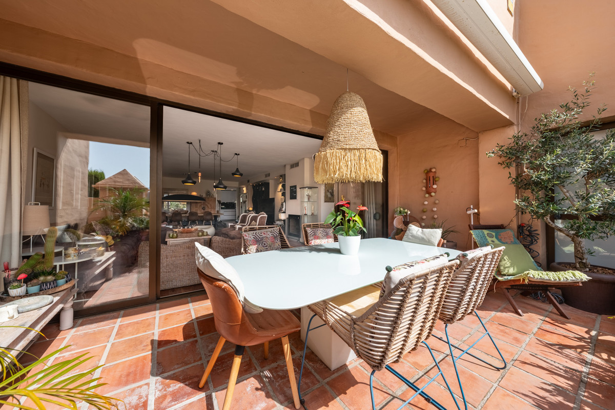 Penthouse te koop in Estepona | 3 slaapkamers H5132797