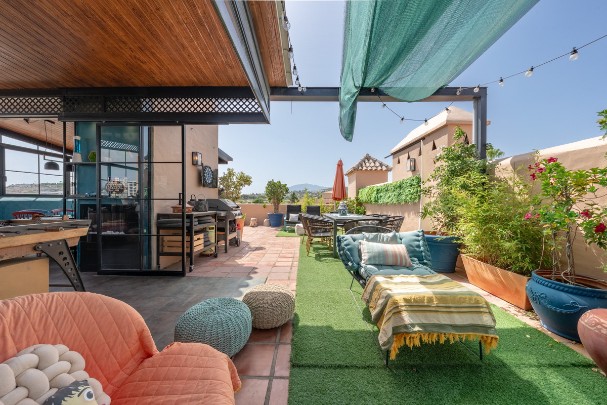 Penthouse te koop in Estepona | 3 slaapkamers H5132797