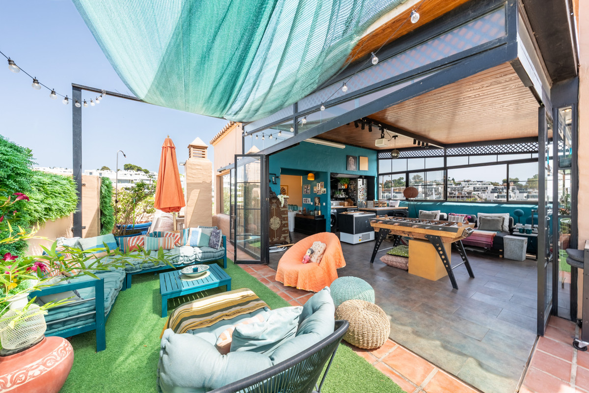 Penthouse te koop in Estepona | 3 slaapkamers H5132797