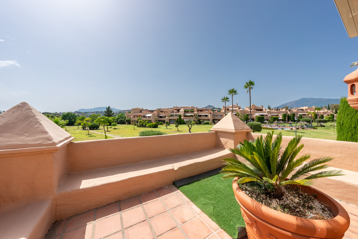 Penthouse te koop in Estepona | 3 slaapkamers H5132797
