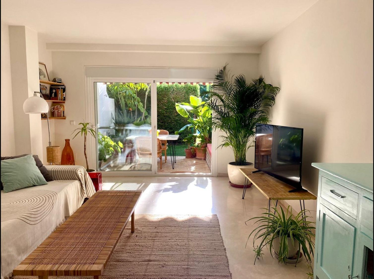 Appartement te koop in Estepona | 2 slaapkamers H5133085