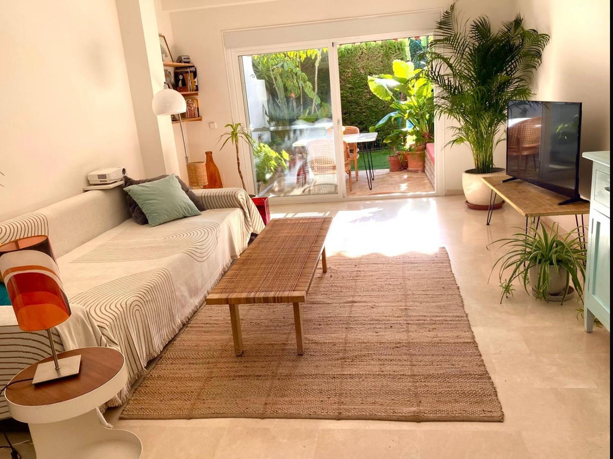Appartement te koop in Estepona | 2 slaapkamers H5133085