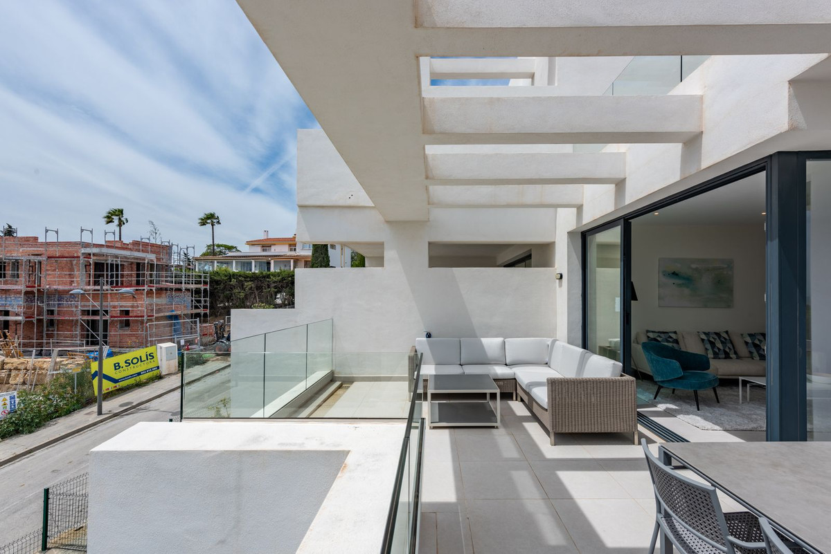 Penthouse Duplex for sale in Estepona | 3 bedrooms H5135212