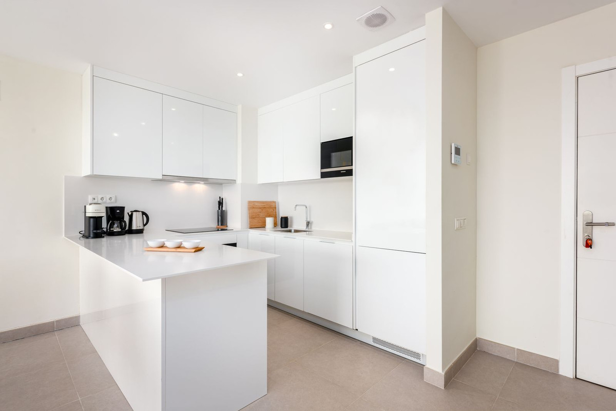 Penthouse Duplex for sale in Estepona | 3 bedrooms H5135212