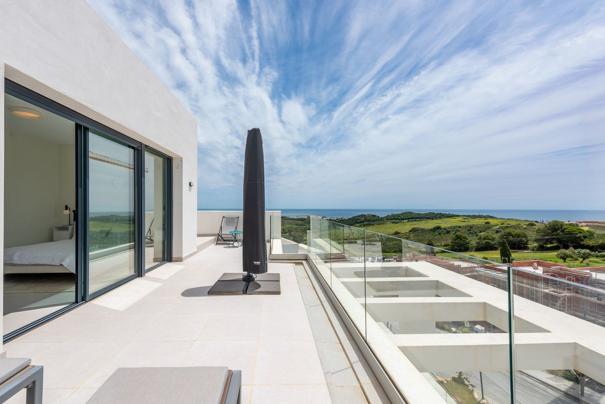 Penthouse Duplex for sale in Estepona | 3 bedrooms H5135212