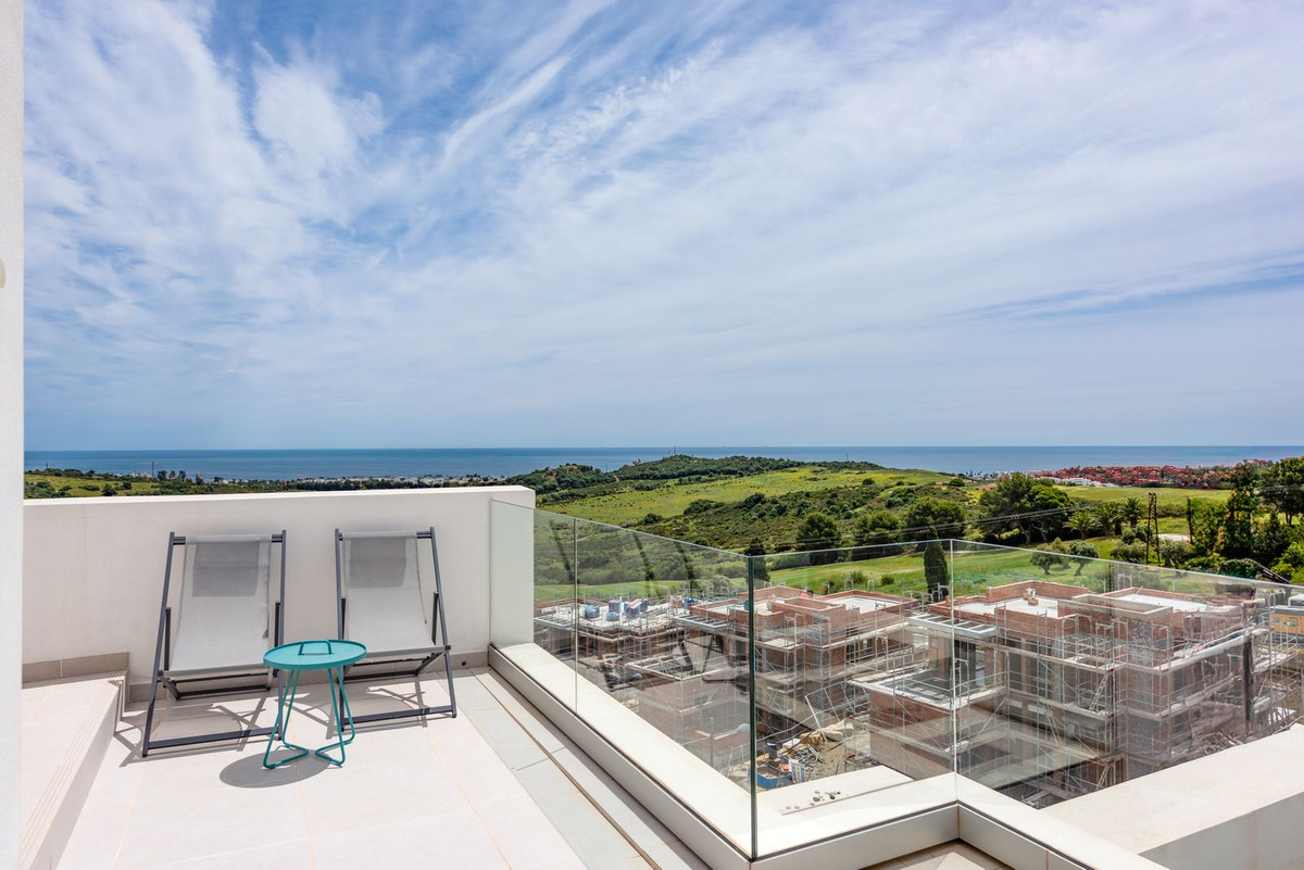 Penthouse Duplex for sale in Estepona | 3 bedrooms H5135212